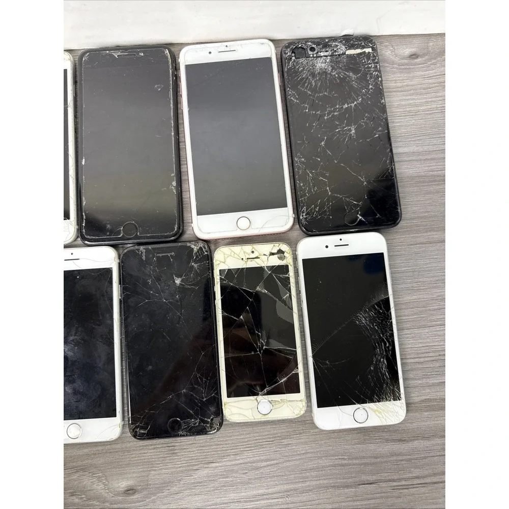 Lot Of 17 Genuine iPhones For Parts From iPhone 5‎ And Up